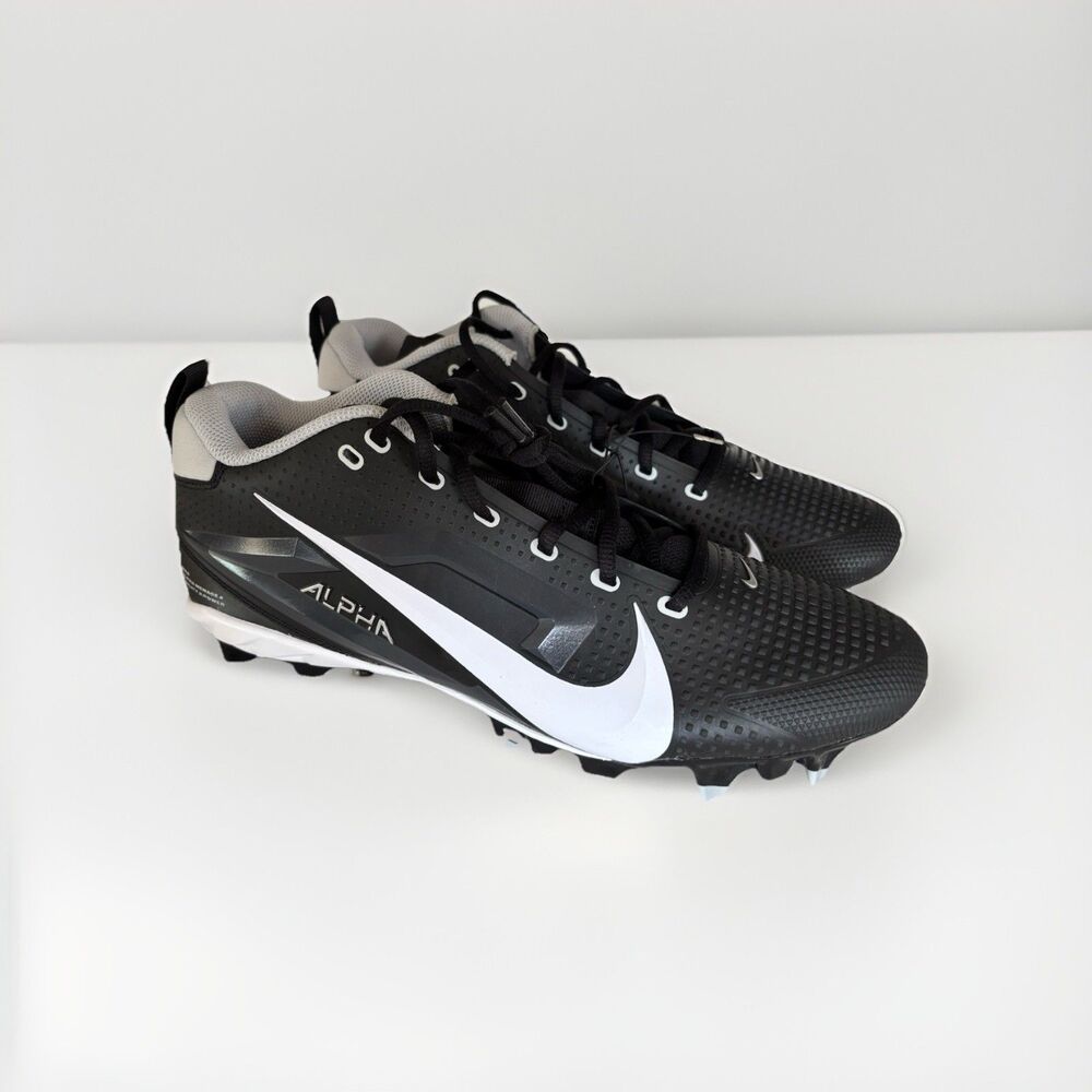 New Mens Nike Alpha Menace 4 Varsity Football Cleats US 11 FN0027-001